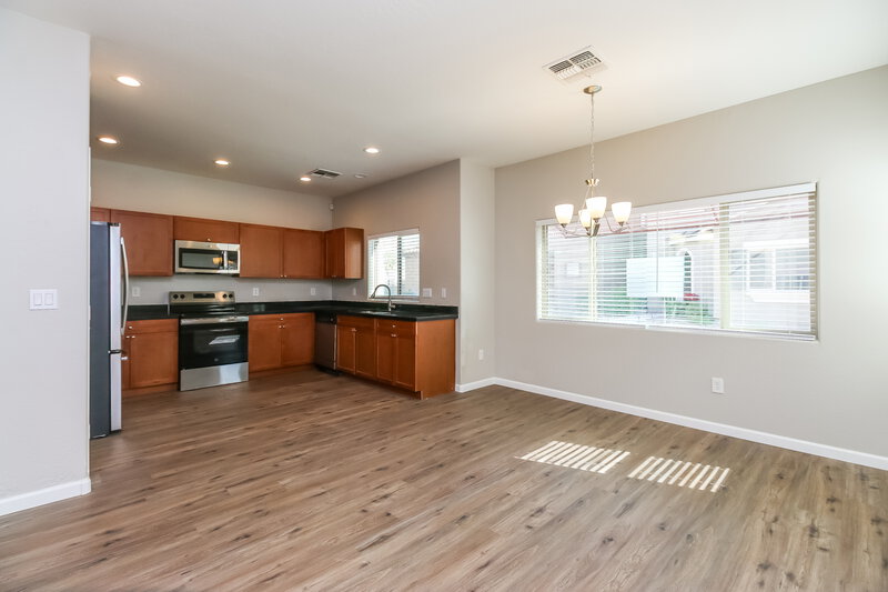1,860/Mo, 1822 W Minton Street Phoenix, AZ 85041 Dining Room View