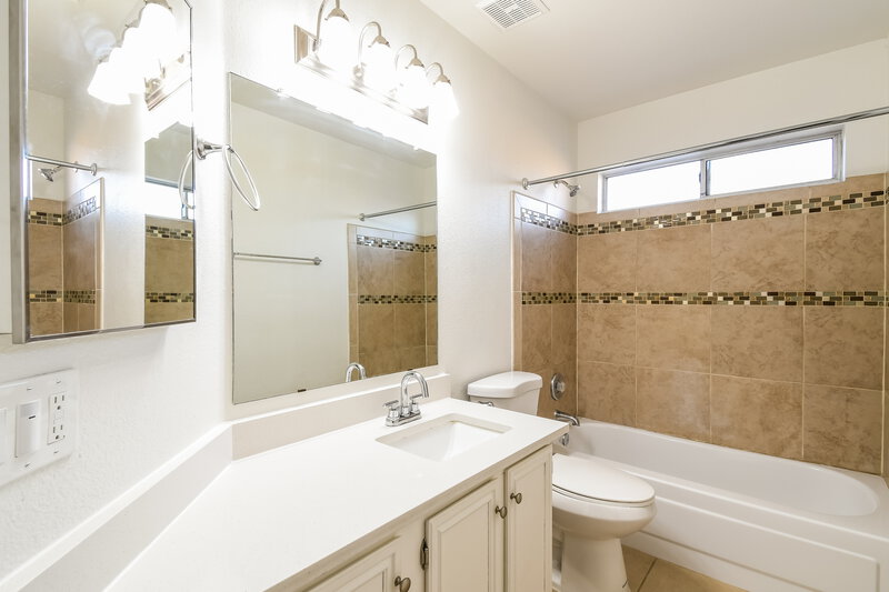 2,205/Mo, 1764 E Geronimo St Chandler, AZ 85225 Bathroom View