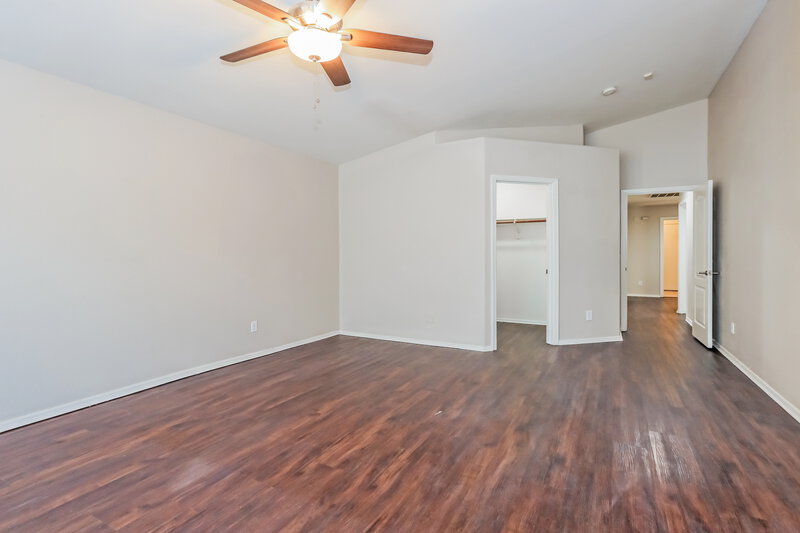 1,945/Mo, 20278 N 82nd Lane Peoria, AZ 85382 Main Bedroom View 2