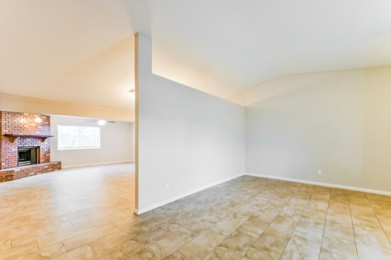 2,275/Mo, 2641 E Isabella Ave Mesa, AZ 85204 Living Room View
