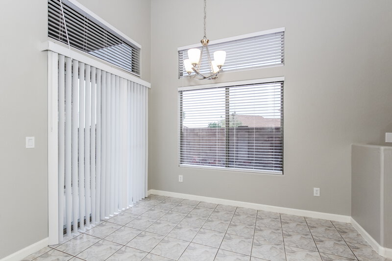 2,150/Mo, 14510 N 87th Ave Peoria, AZ 85381 Dining Room View