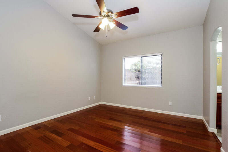 2,150/Mo, 14510 N 87th Ave Peoria, AZ 85381 Main Bedroom View