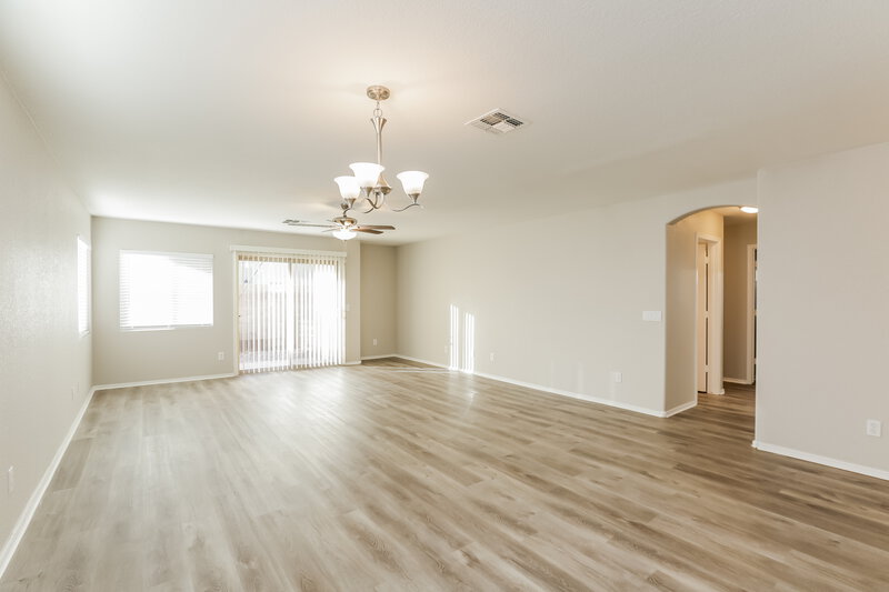2,085/Mo, 8415 W Veliana Way Tolleson, AZ 85353 Dining Room View