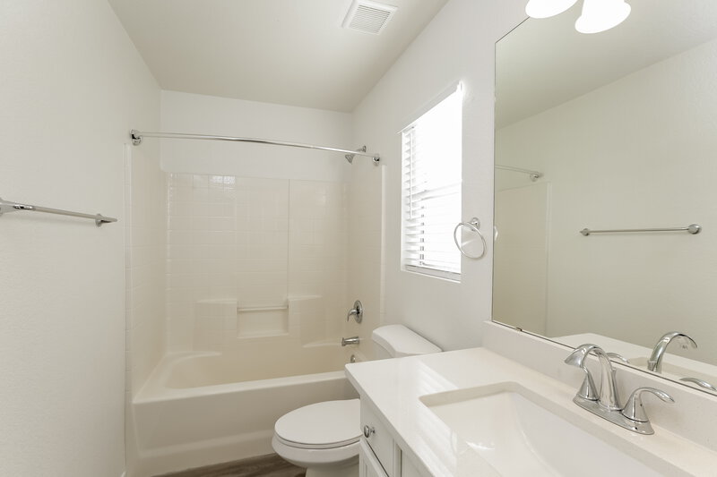 2,085/Mo, 8415 W Veliana Way Tolleson, AZ 85353 Master Bathroom View