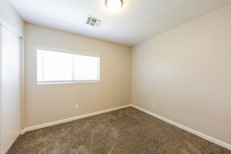 1,990/Mo, 11535 W Windrose Ave El Mirage, AZ 85335 Bedroom View 2
