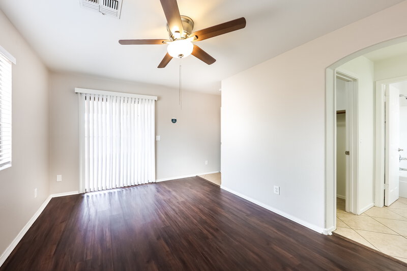 2,050/Mo, 10556 W Amelia Ave Avondale, AZ 85392 Main Bedroom View