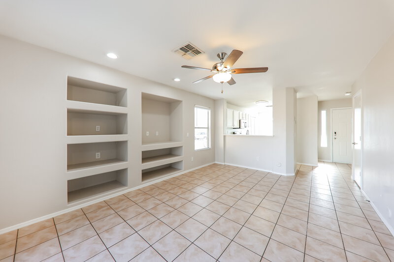 1,930/Mo, 2228 W Nancy Lane Phoenix, AZ 85041 Misc View 2