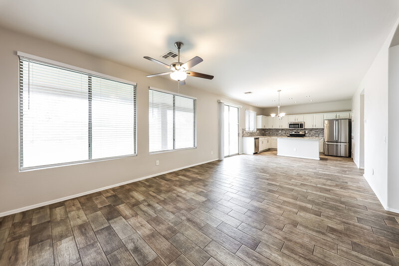 2,635/Mo, 15895 W Supai Dr Goodyear, AZ 85338 Living Room View 2