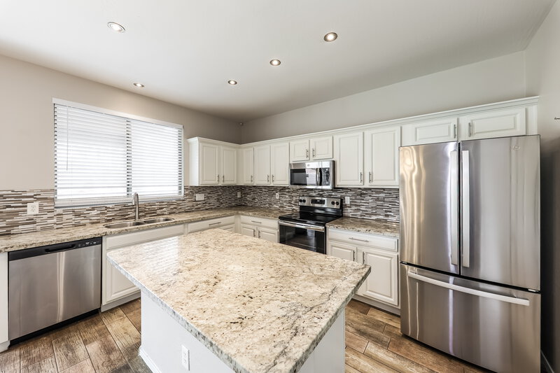 2,635/Mo, 15895 W Supai Dr Goodyear, AZ 85338 Kitchen View 2