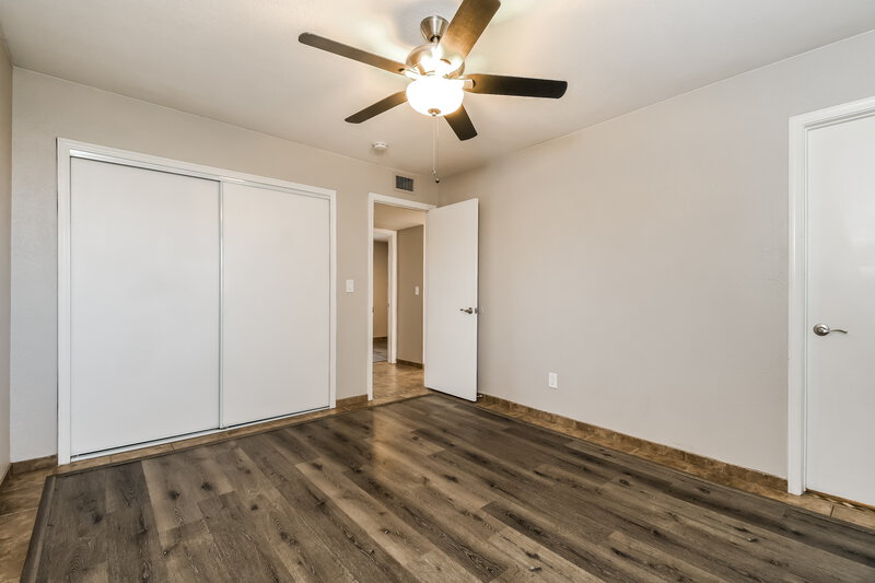 2,300/Mo, 1811 N Cheri Lynn Dr Chandler, AZ 85225 Main Bedroom View