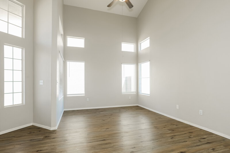2,345/Mo, 2151 E Briarwood Ter Phoenix, AZ 85048 Living Room View