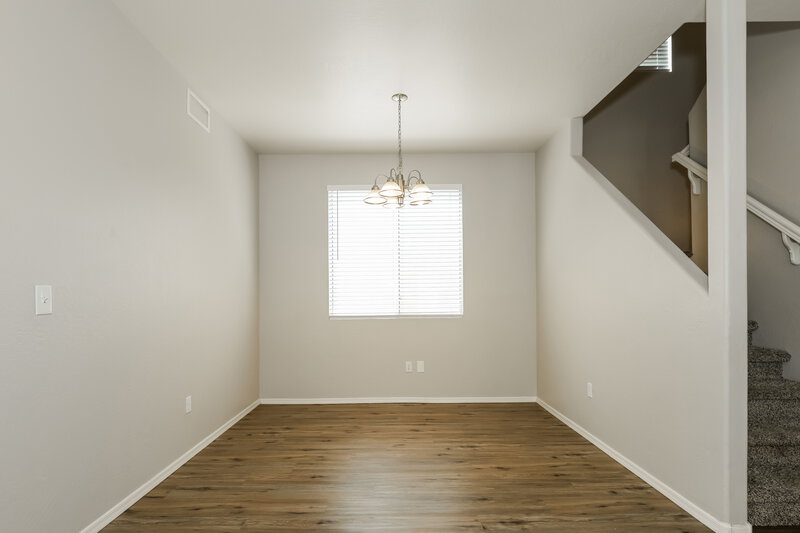 2,345/Mo, 2151 E Briarwood Ter Phoenix, AZ 85048 Dining Room View