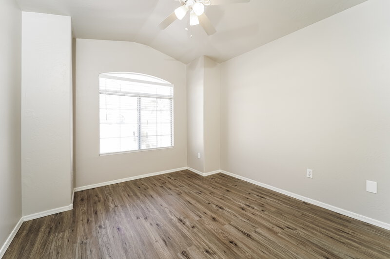 2,465/Mo, 2151 E Briarwood Ter Phoenix, AZ 85048 Bedroom View