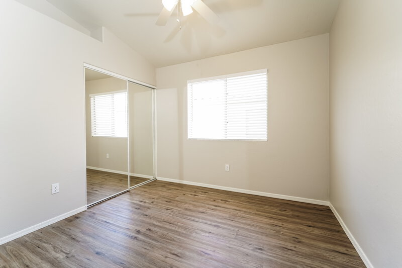 2,465/Mo, 2151 E Briarwood Ter Phoenix, AZ 85048 Bedroom View 2