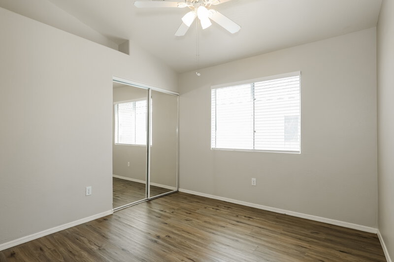 2,345/Mo, 2151 E Briarwood Ter Phoenix, AZ 85048 Bedroom View 2
