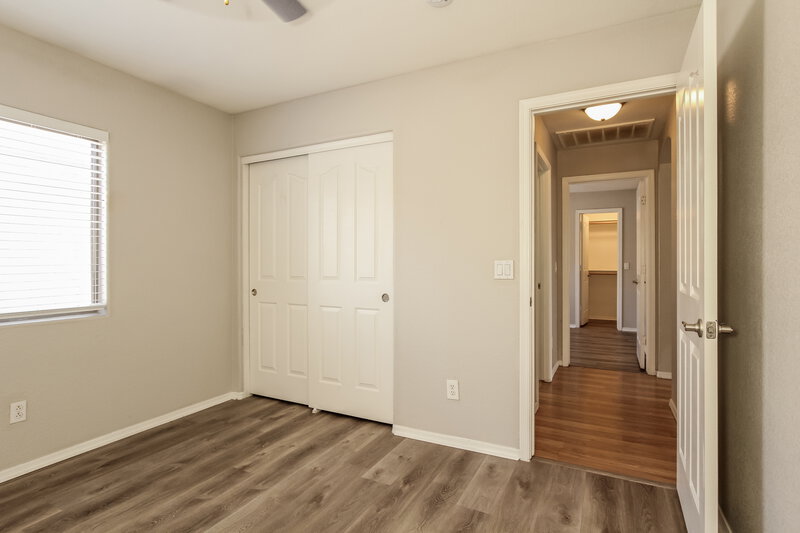 1,835/Mo, 13177 W Desert Lane Surprise, AZ 85374 Bedroom View 2