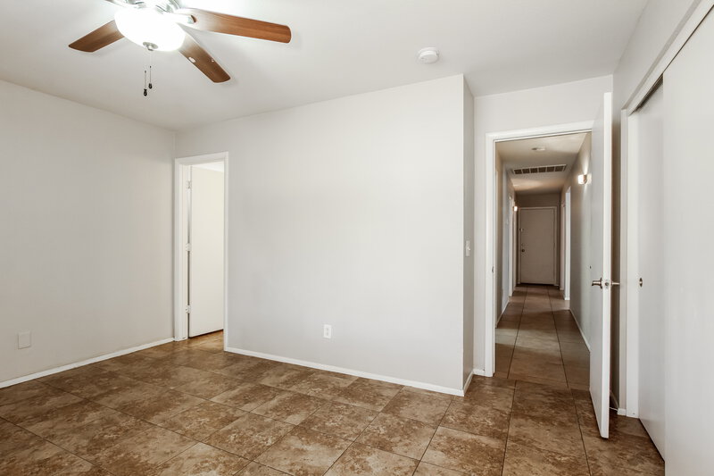 1,830/Mo, 8614 W Mariposa Drive Phoenix, AZ 85037 Main Bedroom View 2