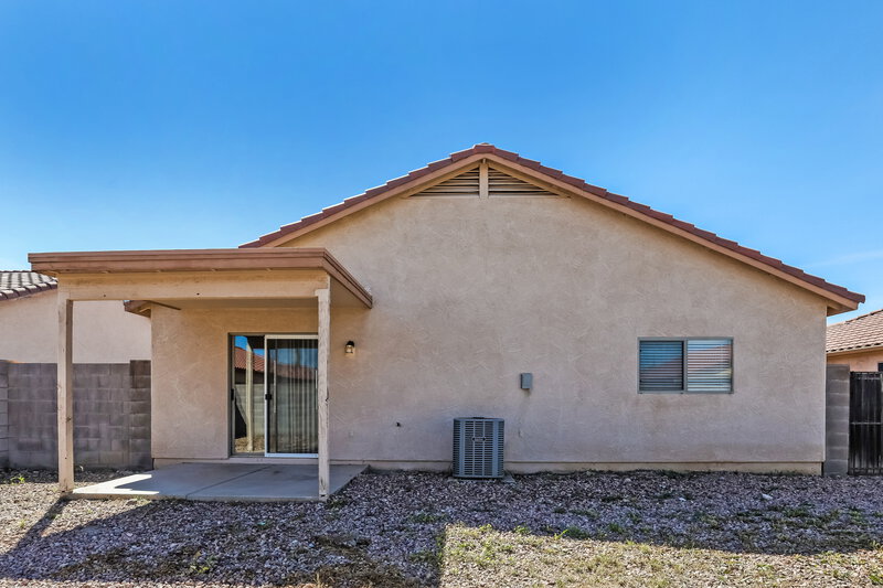 2,070/Mo, 3042 W Casino Ave Phoenix, AZ 85083 Rear View