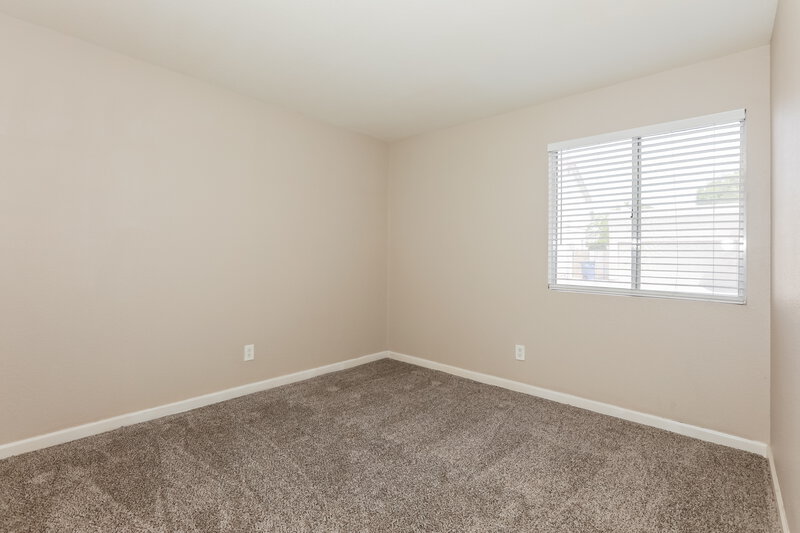 2,385/Mo, 1717 E Geronimo St Chandler, AZ 85225 Bedroom View 2