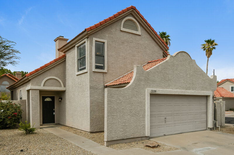 2,310/Mo, 1534 E Campbell Ave Gilbert, AZ 85234 Front View