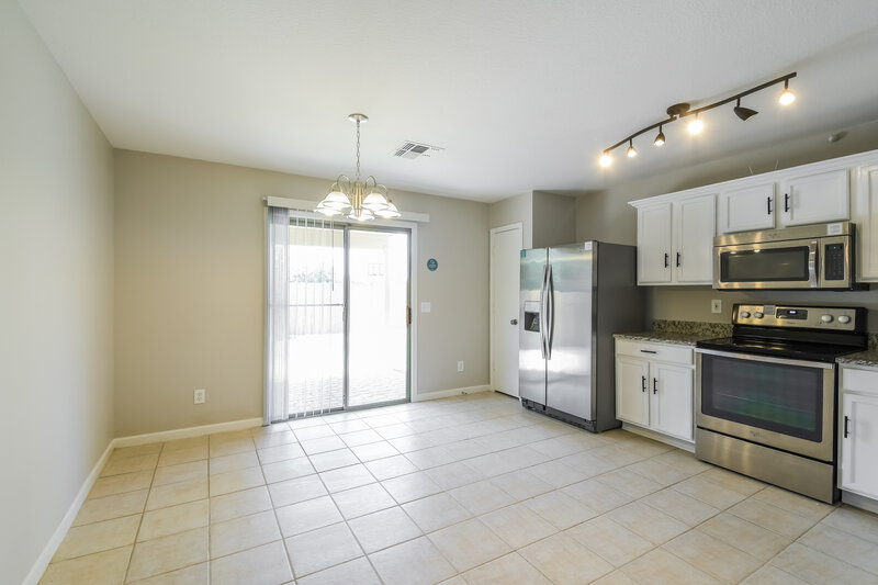2,350/Mo, 27830 N 30th Ln Phoenix, AZ 85083 Dining Room View 2