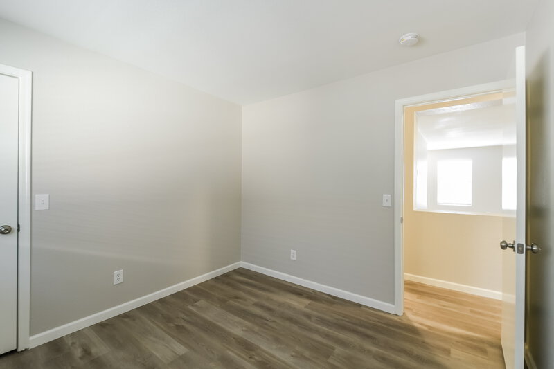 2,350/Mo, 27830 N 30th Ln Phoenix, AZ 85083 Bedroom View 2