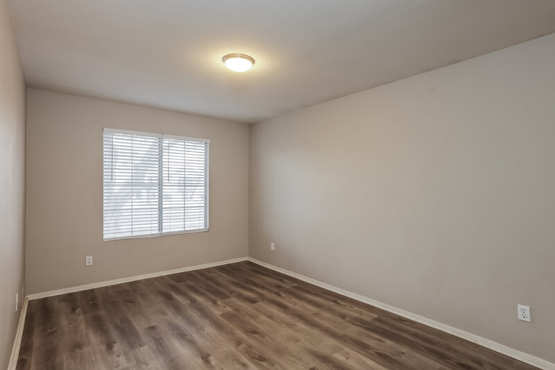 2,175/Mo, 12709 W Wilshire Dr Avondale, AZ 85392 Bedroom View