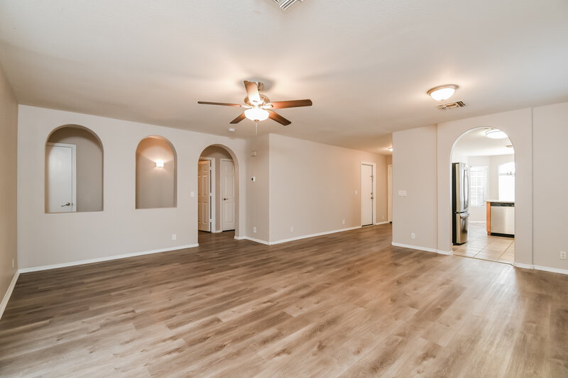 2,335/Mo, 2484 E Kent Ave Gilbert, AZ 85296 Living Room View 2