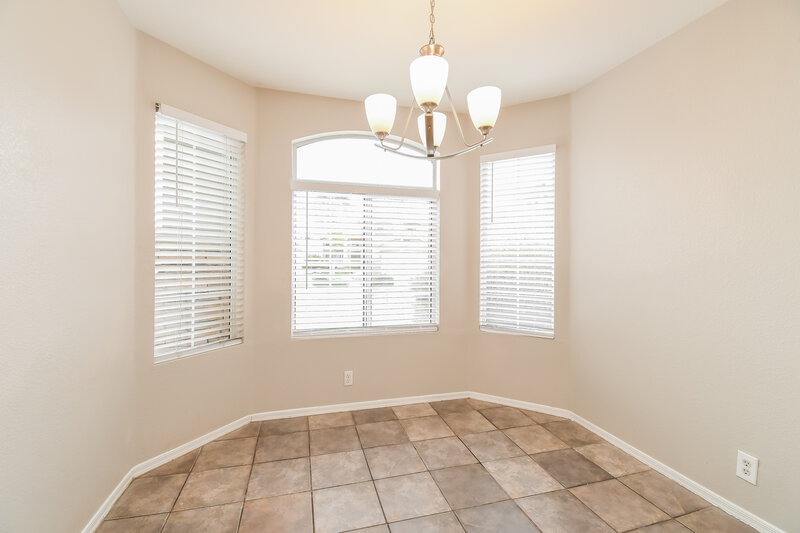2,335/Mo, 2484 E Kent Ave Gilbert, AZ 85296 Dining Room View