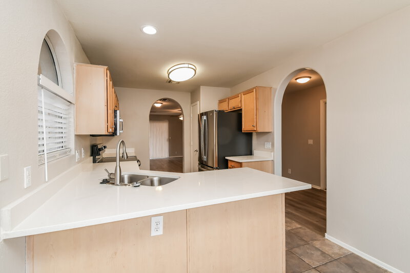 2,335/Mo, 2484 E Kent Ave Gilbert, AZ 85296 Kitchen View 2