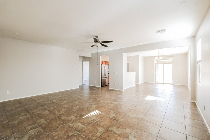 2,615/Mo, 7342 W St Charles Ave Laveen, AZ 85339 Living Room View 2
