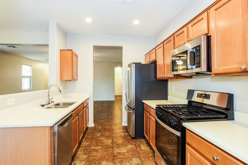 1,765/Mo, 7342 W St Charles Ave Laveen, AZ 85339 Kitchen View 3
