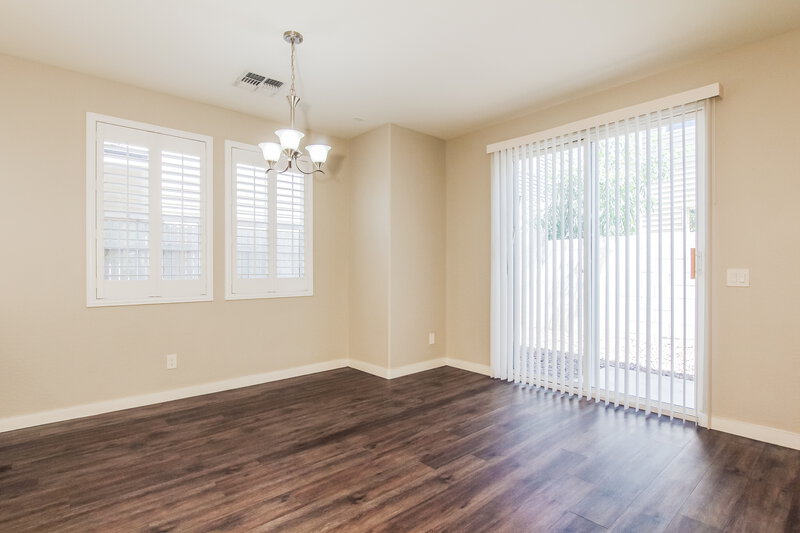2,045/Mo, 3218 W Glendale Unit 37 Phoenix, AZ 85051 Misc View 3