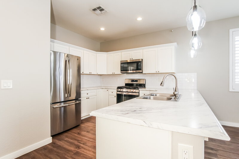 2,045/Mo, 3218 W Glendale Unit 37 Phoenix, AZ 85051 Misc View 4