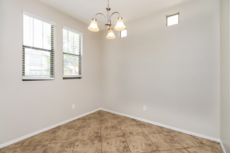 2,295/Mo, 2739 S Cupertino Dr Gilbert, AZ 85295 Dining Room View
