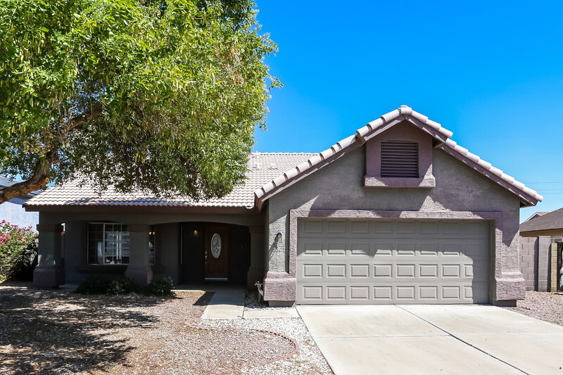 2,080/Mo, 5307 N 79th Dr Glendale, AZ 85303 External View