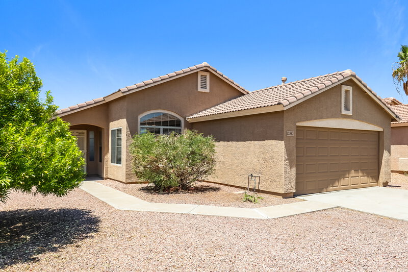 1,800/Mo, 13362 W Mauna Loa Ln Surprise, AZ 85379 Front View