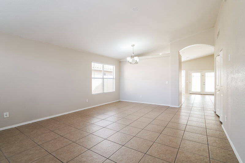 2,320/Mo, 6925 E Laguna Azul Ave Mesa, AZ 85209 Living Room View