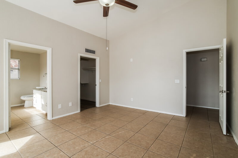 2,320/Mo, 6925 E Laguna Azul Ave Mesa, AZ 85209 Main Bedroom View 2