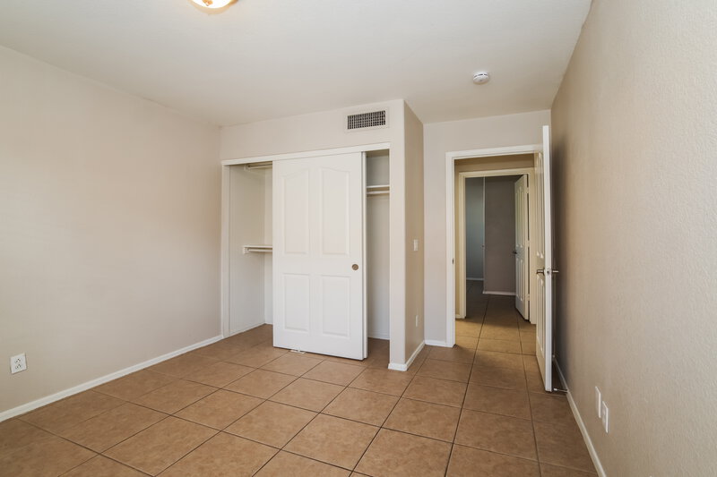 2,320/Mo, 6925 E Laguna Azul Ave Mesa, AZ 85209 Bedroom View 2