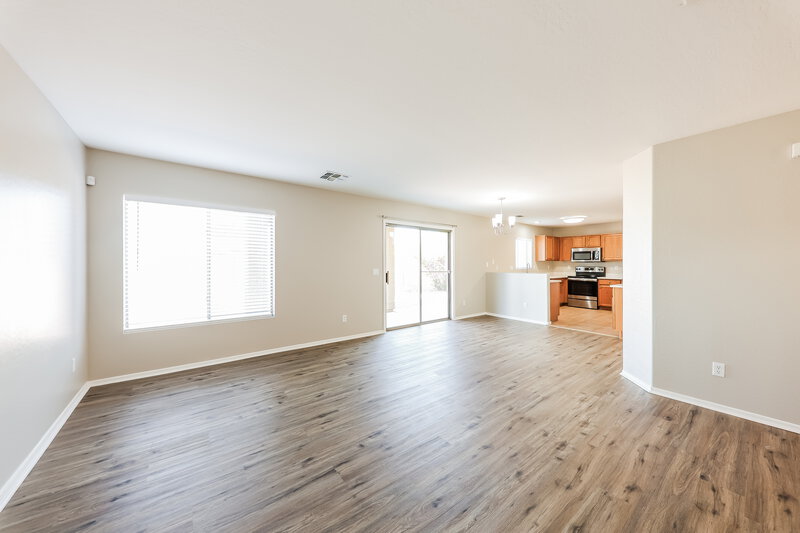 2,040/Mo, 12430 W Valentine Ave El Mirage, AZ 85335 Living Room View