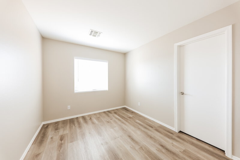 2,040/Mo, 12430 W Valentine Ave El Mirage, AZ 85335 Bedroom View
