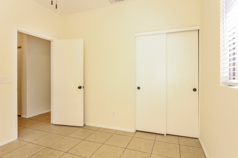 1,875/Mo, 11222 W Almeria Rd Avondale, AZ 85392 Misc View 9