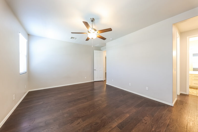 1,990/Mo, 1187 N 164th Ave Goodyear, AZ 85338 Main Bedroom View 3