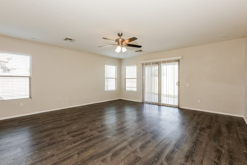 1,770/Mo, 1750 E Christopher Street San Tan Valley, AZ 85140 Living Room View