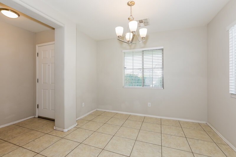 1,770/Mo, 1750 E Christopher Street San Tan Valley, AZ 85140 Dining Room View 2