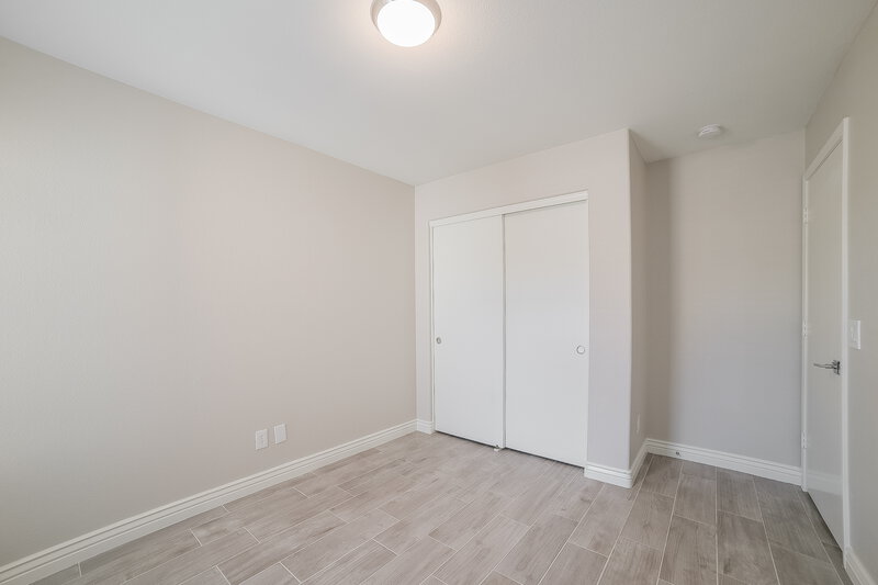 2,295/Mo, 3036 E Pontiac Dr Phoenix, AZ 85050 Bedroom View 4