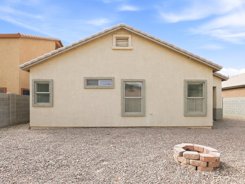 2,045/Mo, 9416 W Odeum Ln Tolleson, AZ 85353 Rear View