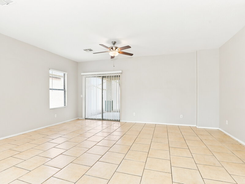 2,045/Mo, 9416 W Odeum Ln Tolleson, AZ 85353 Living Room View