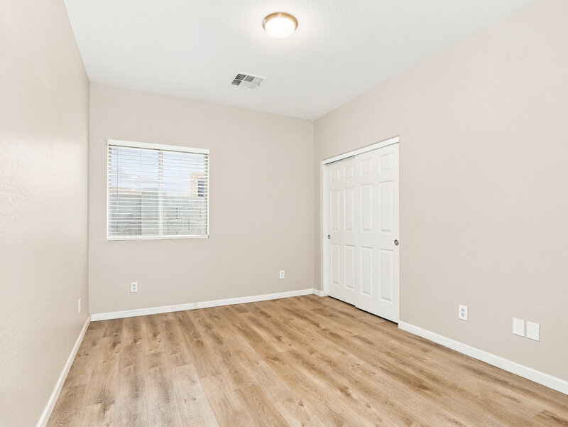 2,045/Mo, 9416 W Odeum Ln Tolleson, AZ 85353 Bedroom View